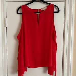 Michael Kors Women’s Elegant Red Top. Open Shoulders Size L. Excellent condition